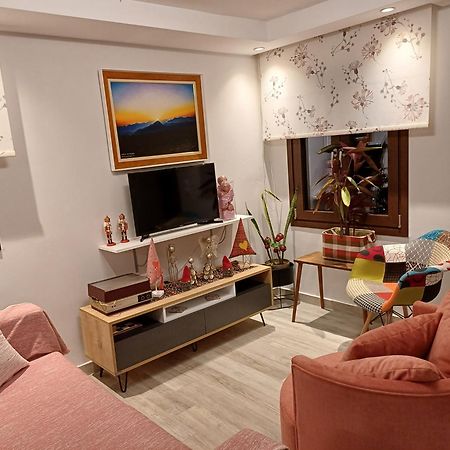 Apartament Το Σπίτι Της Ευτυχίας Σουίτα Karpenísion Zewnętrze zdjęcie